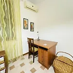 Lägenhet Spacious Tirana