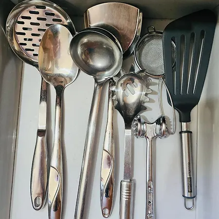 Spacious Lägenhet Tirana